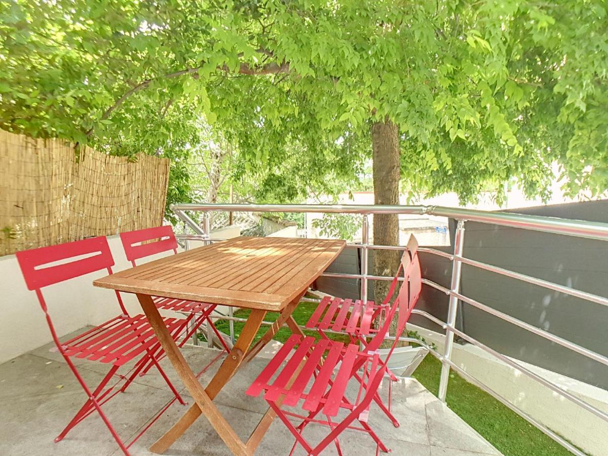 Stop Chez M Select Garden # Qualite # Confort # Simplicite Saint-Fons Eksteriør bilde